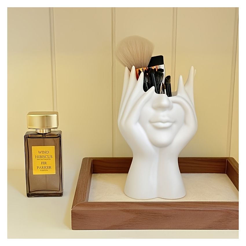 Unique Human Art Sculpture Makeup Brush Holder & Pen Cup – Resin Decorative Organizer, Anti-Drop Design, Lightweight Desk Ornament – Perfect for 11 Festival Gifts