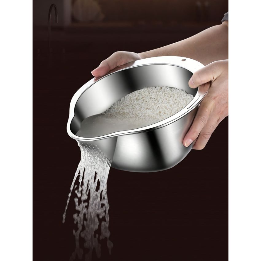 Stainless Steel Kitchen Colander with Handle 10x5.5 Inches– Multi-Use Mesh Strainer for Rice Washing, Fruit Draining & Vegetable Cleaning – Durable, Food-Grade Sieve