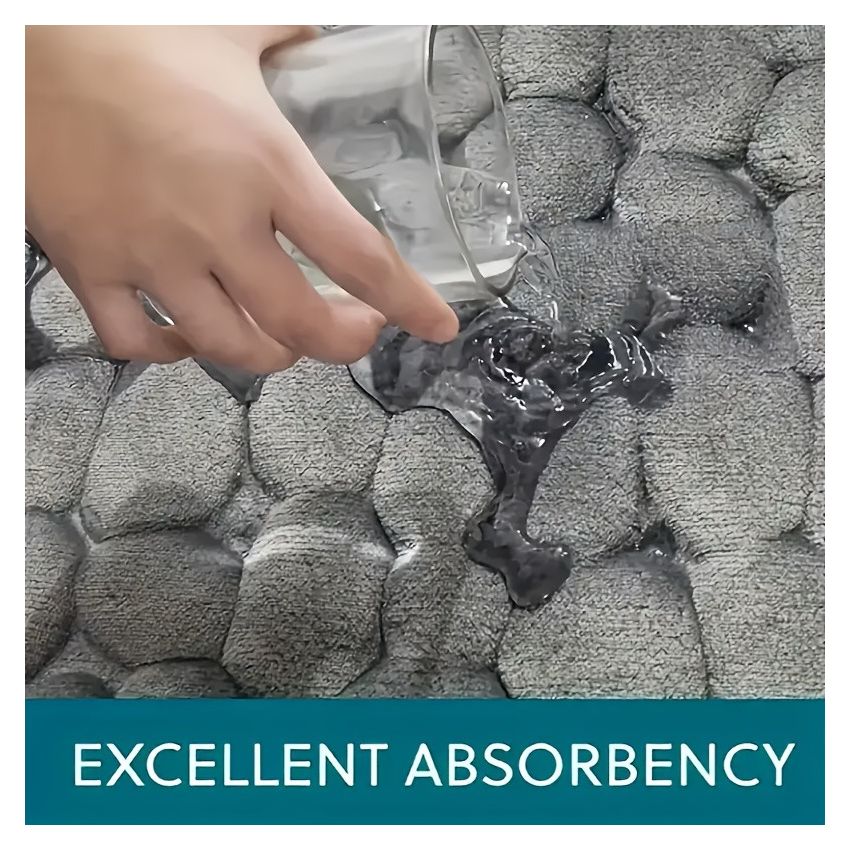 Luxurious Coral Fleece Bathroom Mat – Non-Slip, Absorbent Bath Rug with PVC Backing, Soft & Quick-Dry Washable Carpet for Bathroom Safety & Comfort, Multiple Color Options